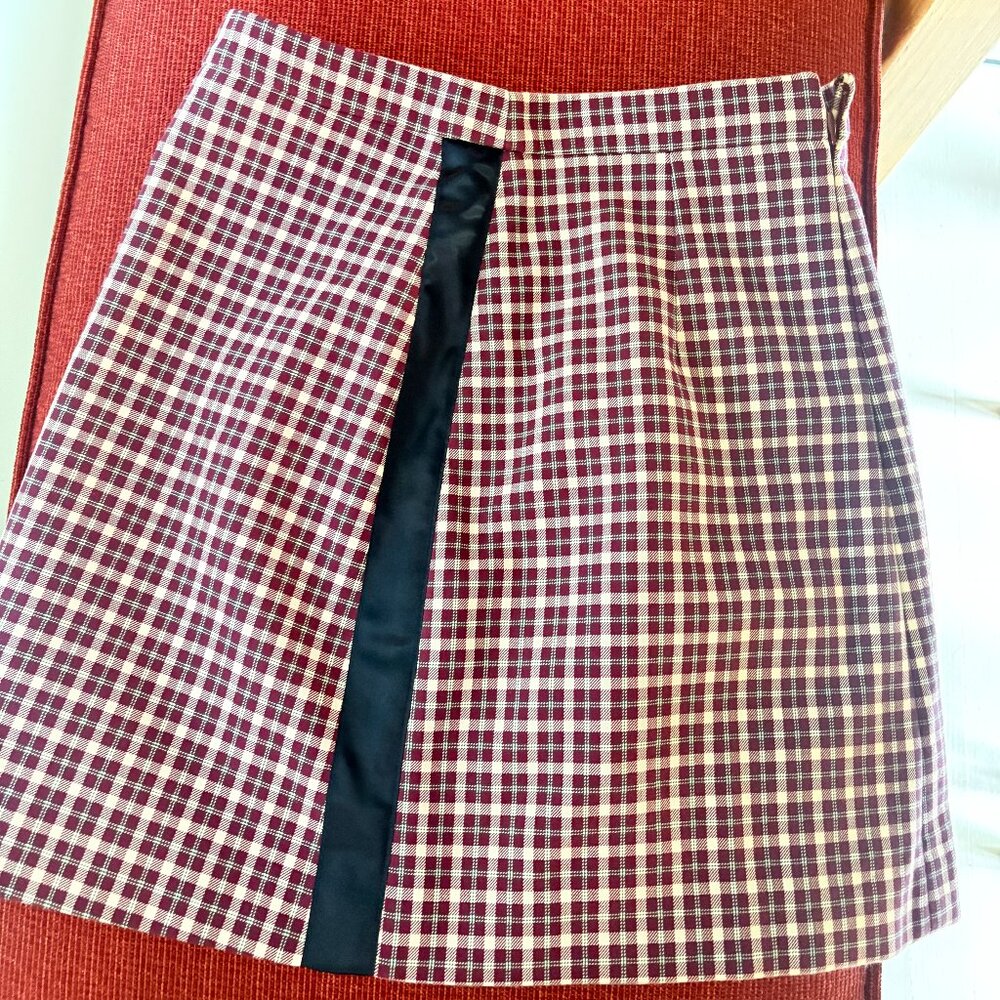 NWOT Burberry Checked Pattern Mini Skirt - Size US 8 - Picture 4 of 8